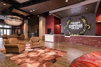 Cherokee Casino & Hotel Roland Exterior photo